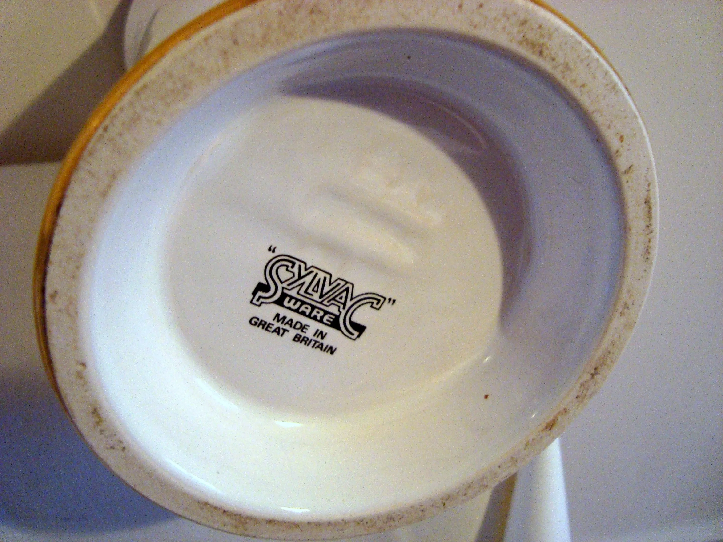 1970s SylvaC Ware Model 5282 White Heraldic Brass Rubbing Tankard