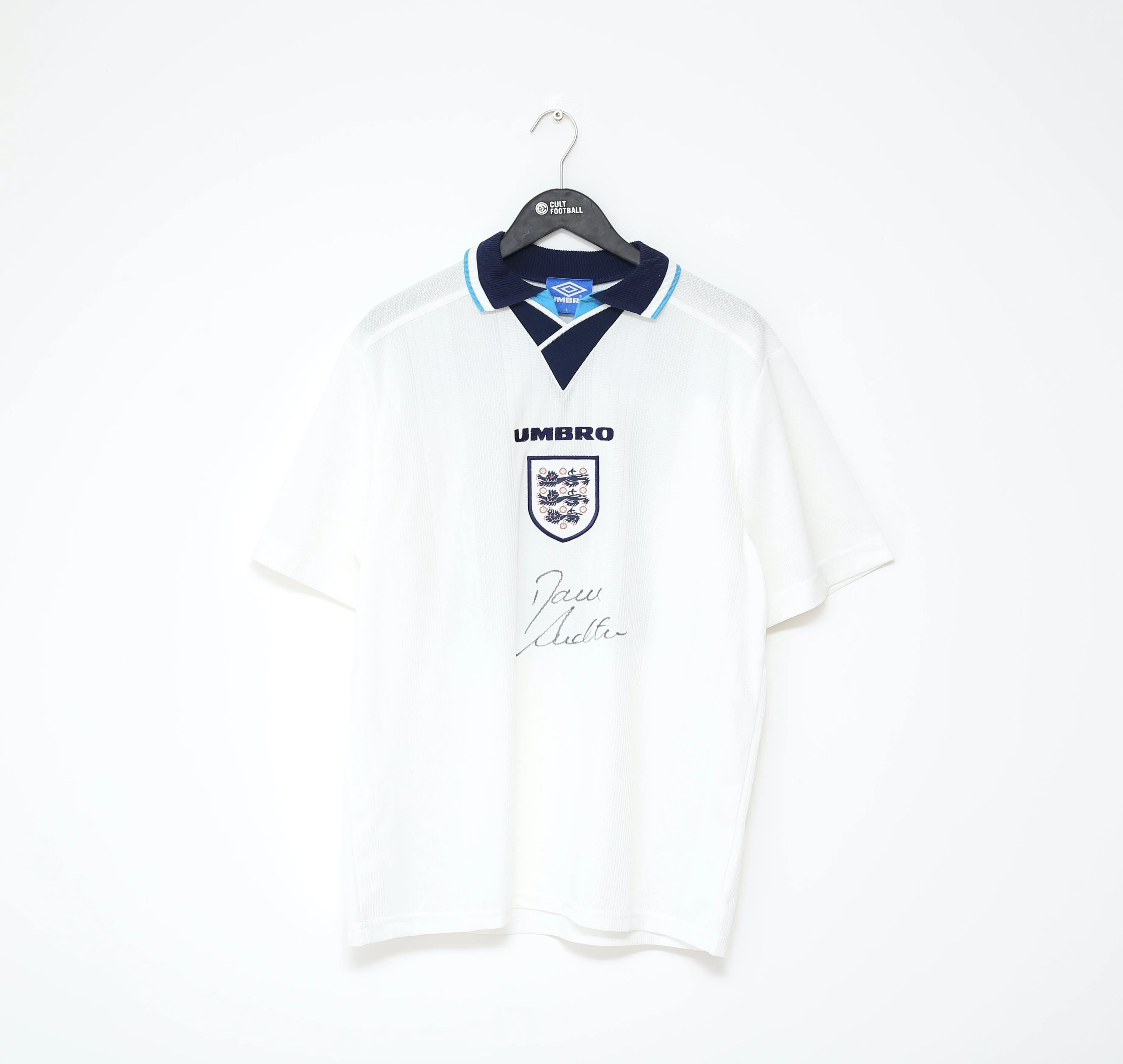 1995/97 ANDERTON #11 England Vintage Umbro BNWOT Football Shirt (L) Euro 96 SIGNED