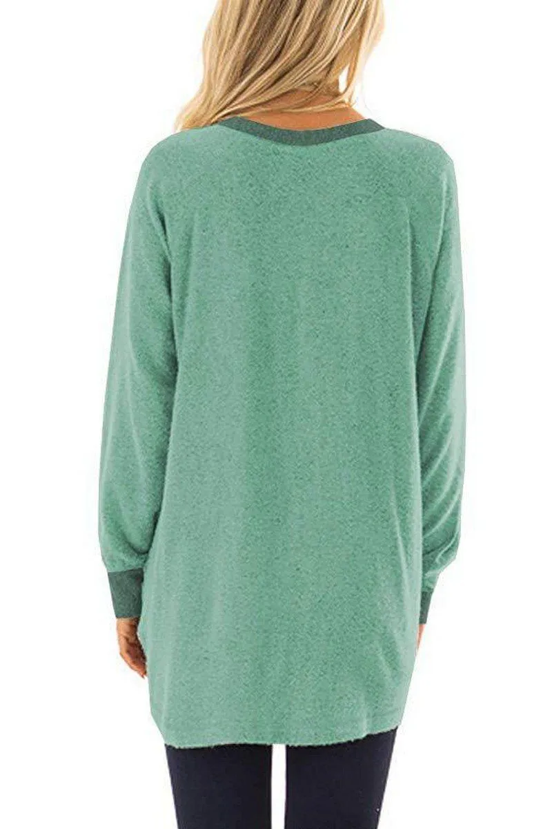 COLOR BLOCKED ROUND NECK SIDE POCKET PULLOVER