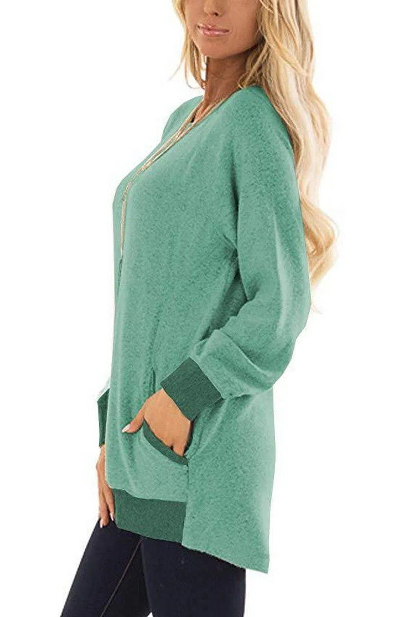 COLOR BLOCKED ROUND NECK SIDE POCKET PULLOVER