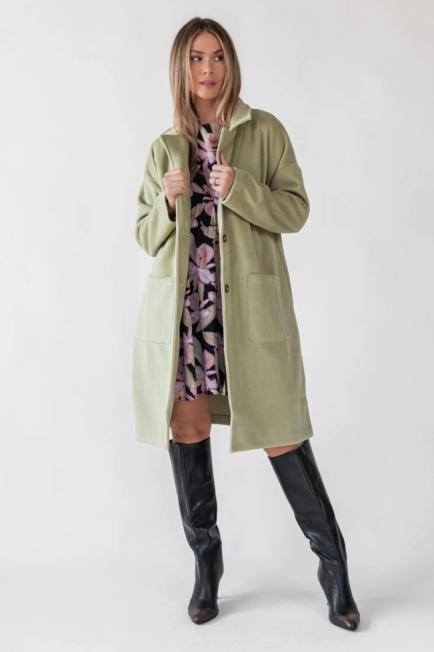 Dionne Green Buttoned Long Coat