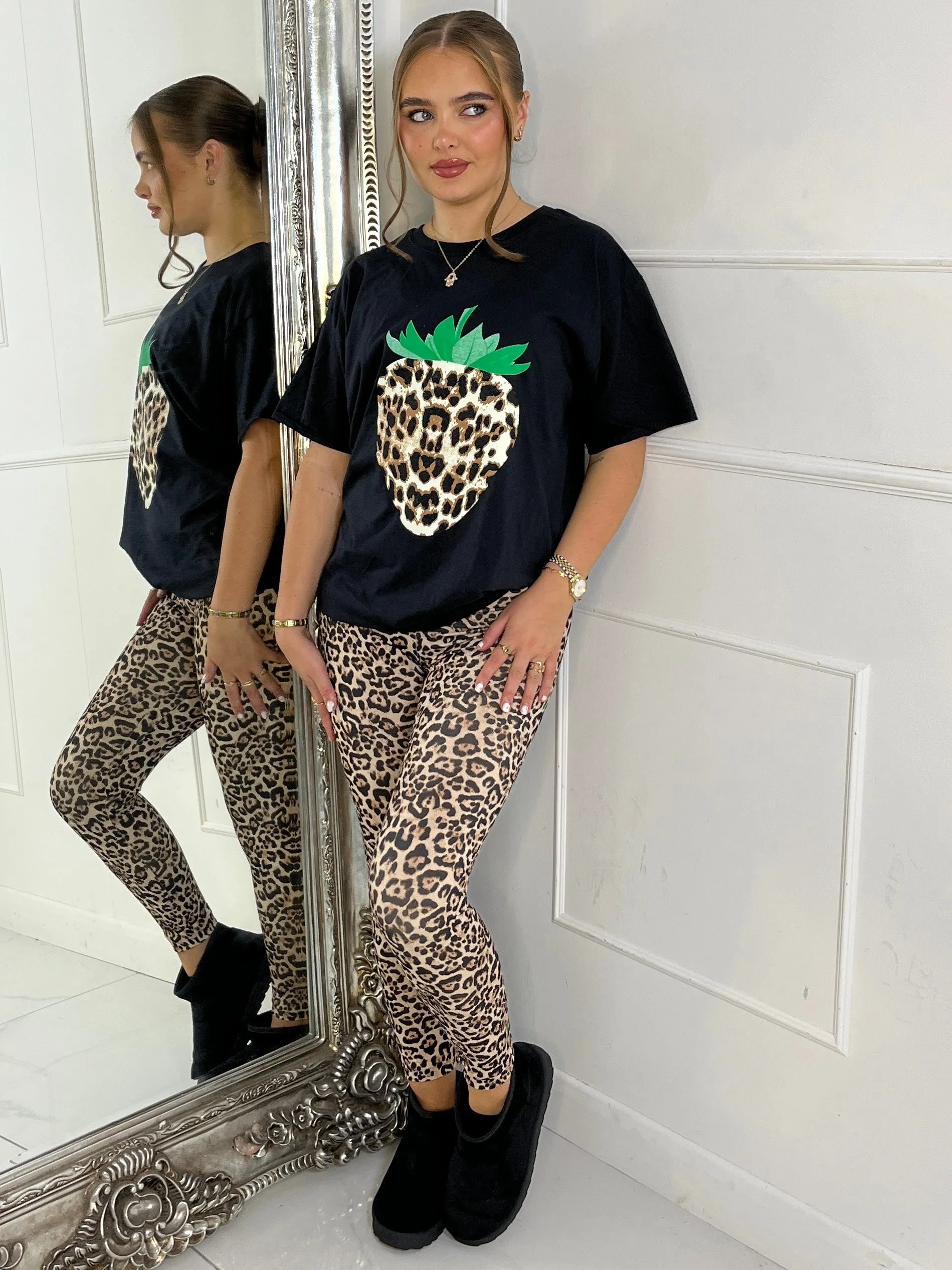 Leopard Print Strawberry Oversized T-Shirt - Black