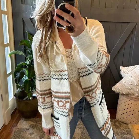 Oak Ridge Cozy Oversized Hooded Cardigan Sweater in Cream