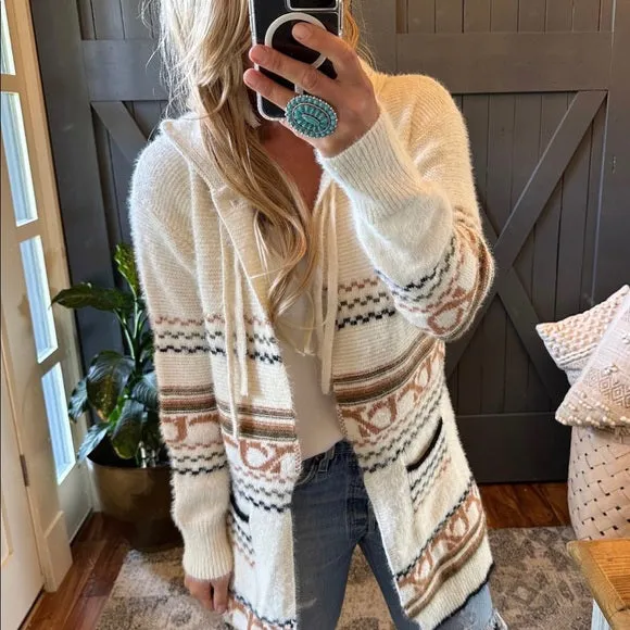 Oak Ridge Cozy Oversized Hooded Cardigan Sweater in Cream