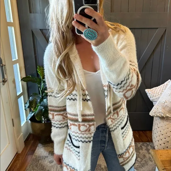 Oak Ridge Cozy Oversized Hooded Cardigan Sweater in Cream