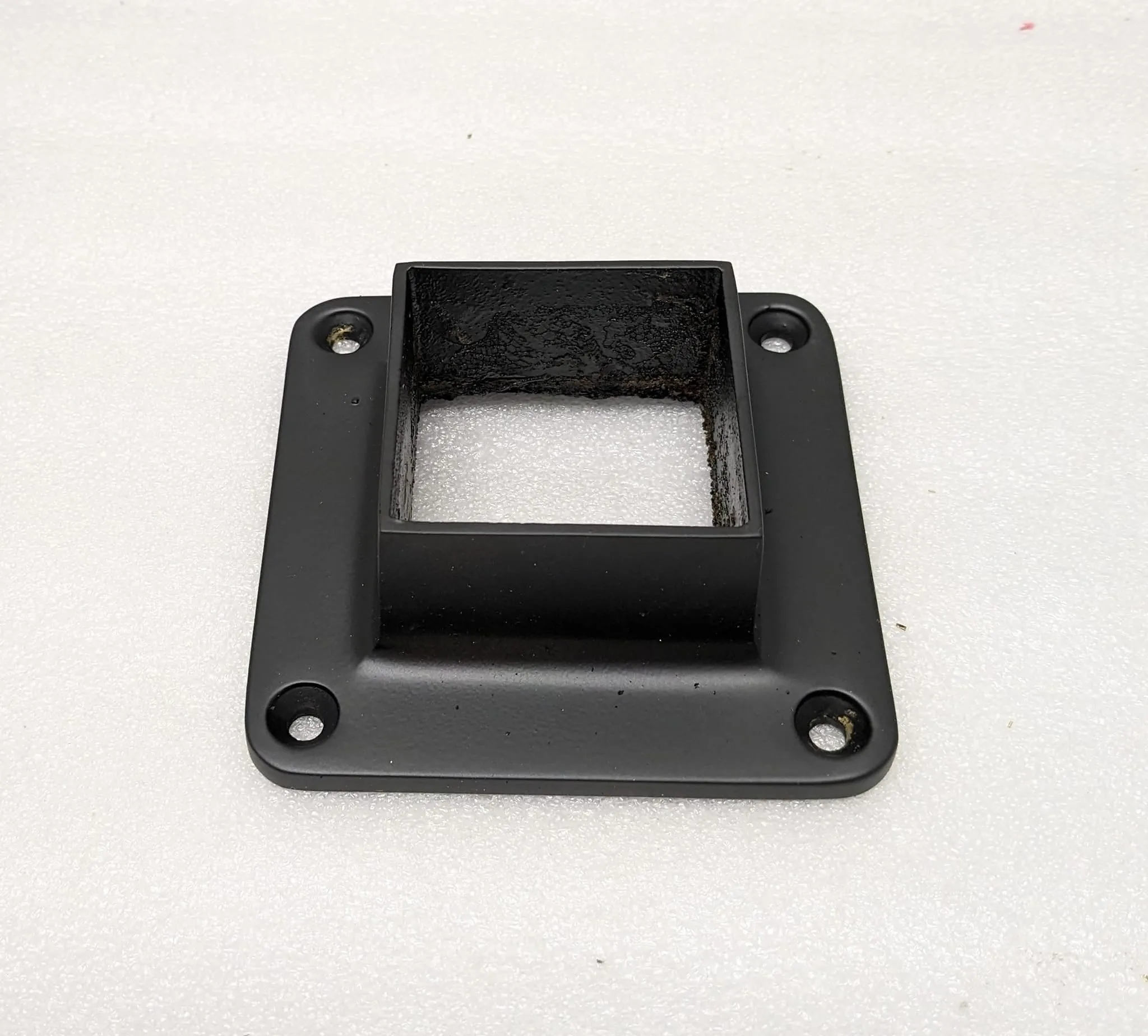 Square Narrow Edge Flange For 1-1/2" Square Tubing