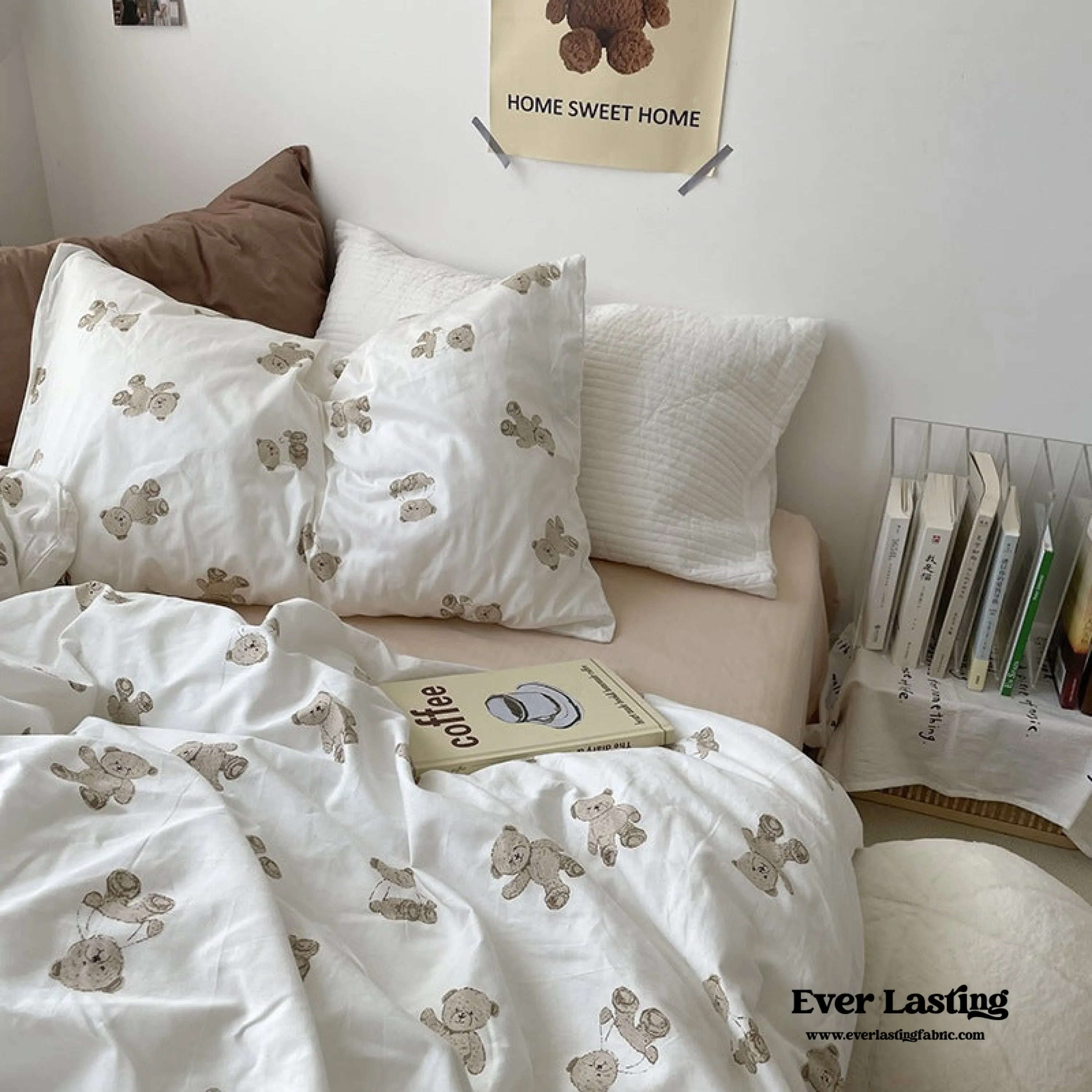 Teddy Duvet Cover / White   Beige