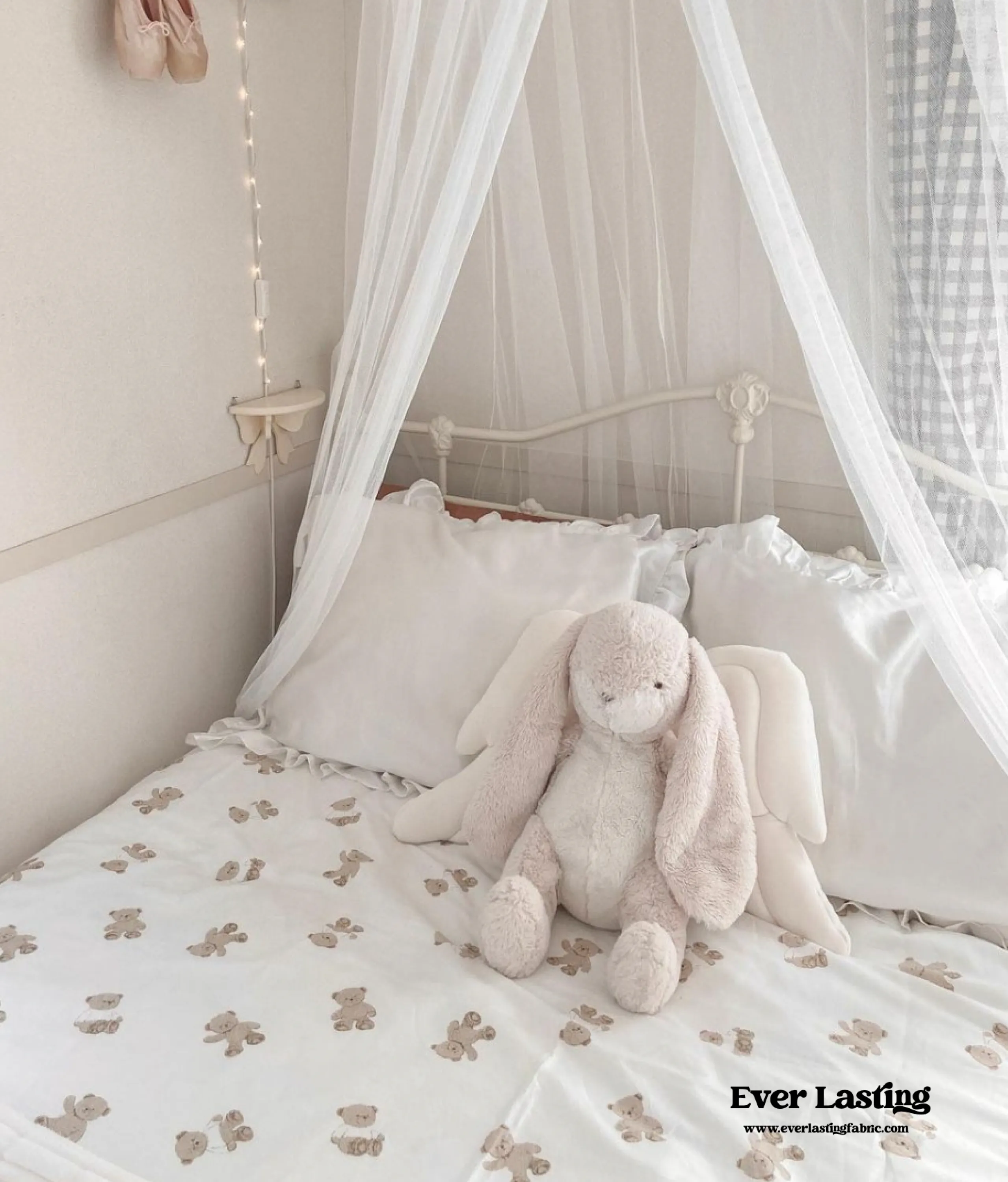 Teddy Duvet Cover / White   Beige