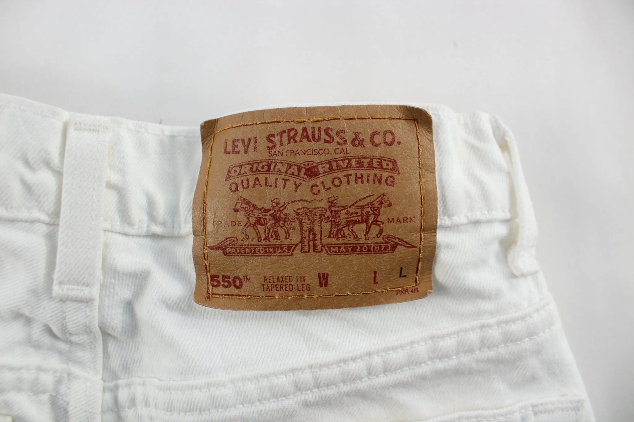 Women's Levi's Red Tab White Denim Jeans